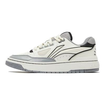 Herrenschuhe – Sportschuhe