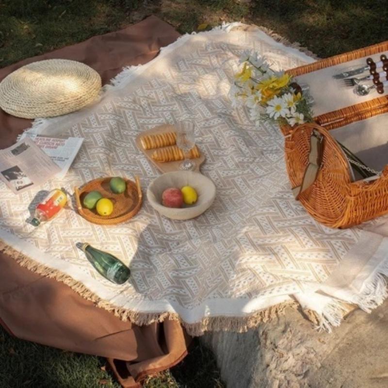 Machine Washable Woven Camping Picnic Blanket Durable Non-Stain Mat Sofa Cover Tablecloth for Outdoor Patio Yard Use