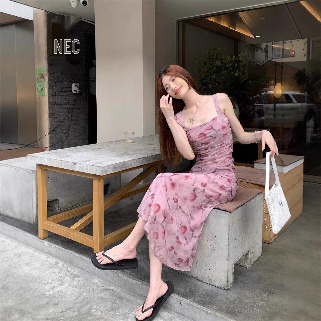 

2024 New Women s Summer Pink Floral Sling Dress – Waist-Hugging & Elegant Extra Large