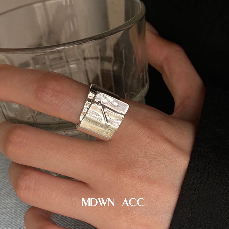 S925 Silver-Plated Geometric Wave Ring: Retro, Wide-Rimmed, Open Design for Women