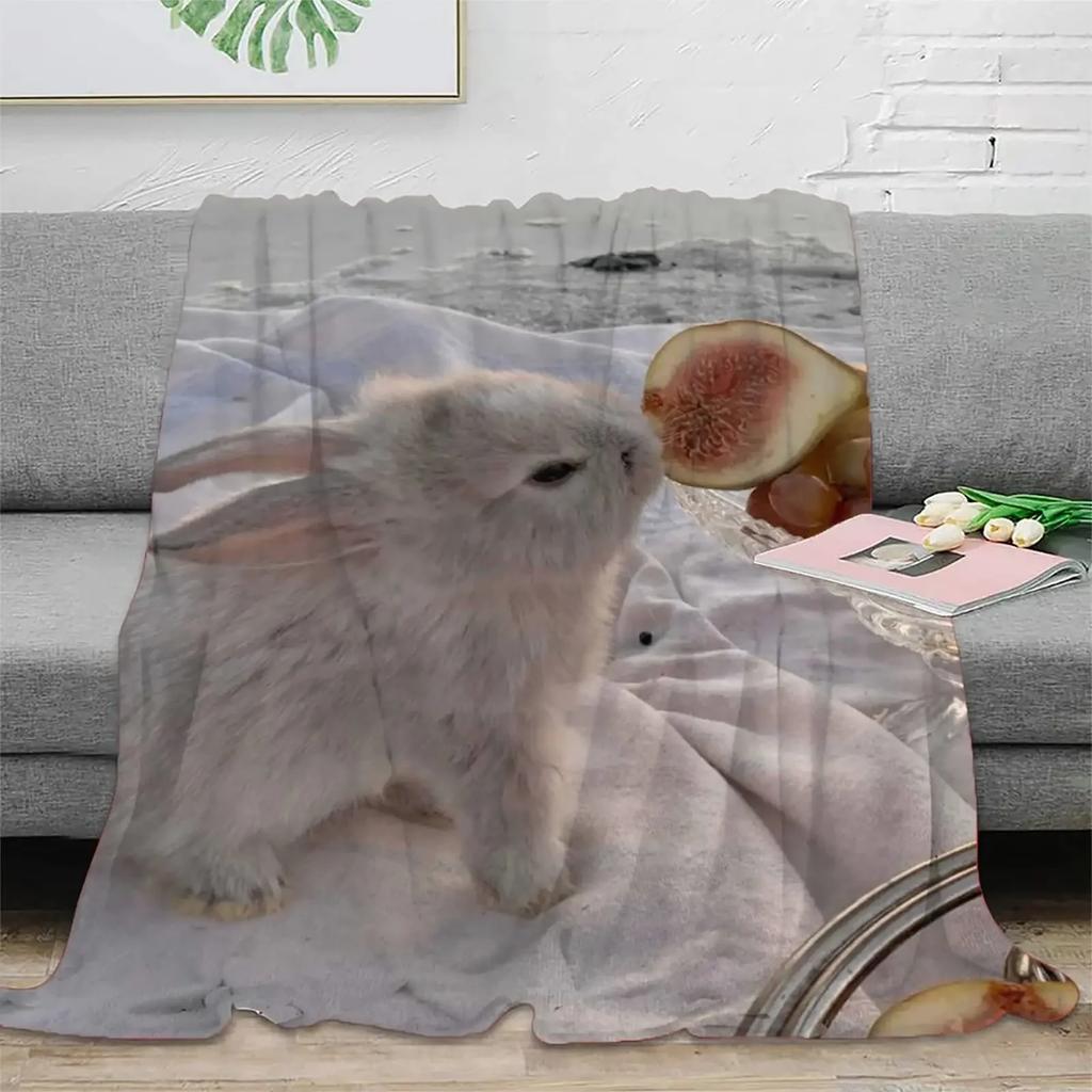 Rabbit Flannel Throw Blanket Anti-Pilling Cozy Bed Blanket Lightweight Warm Blankets for Couch Bed Sofa Office Super Soft King