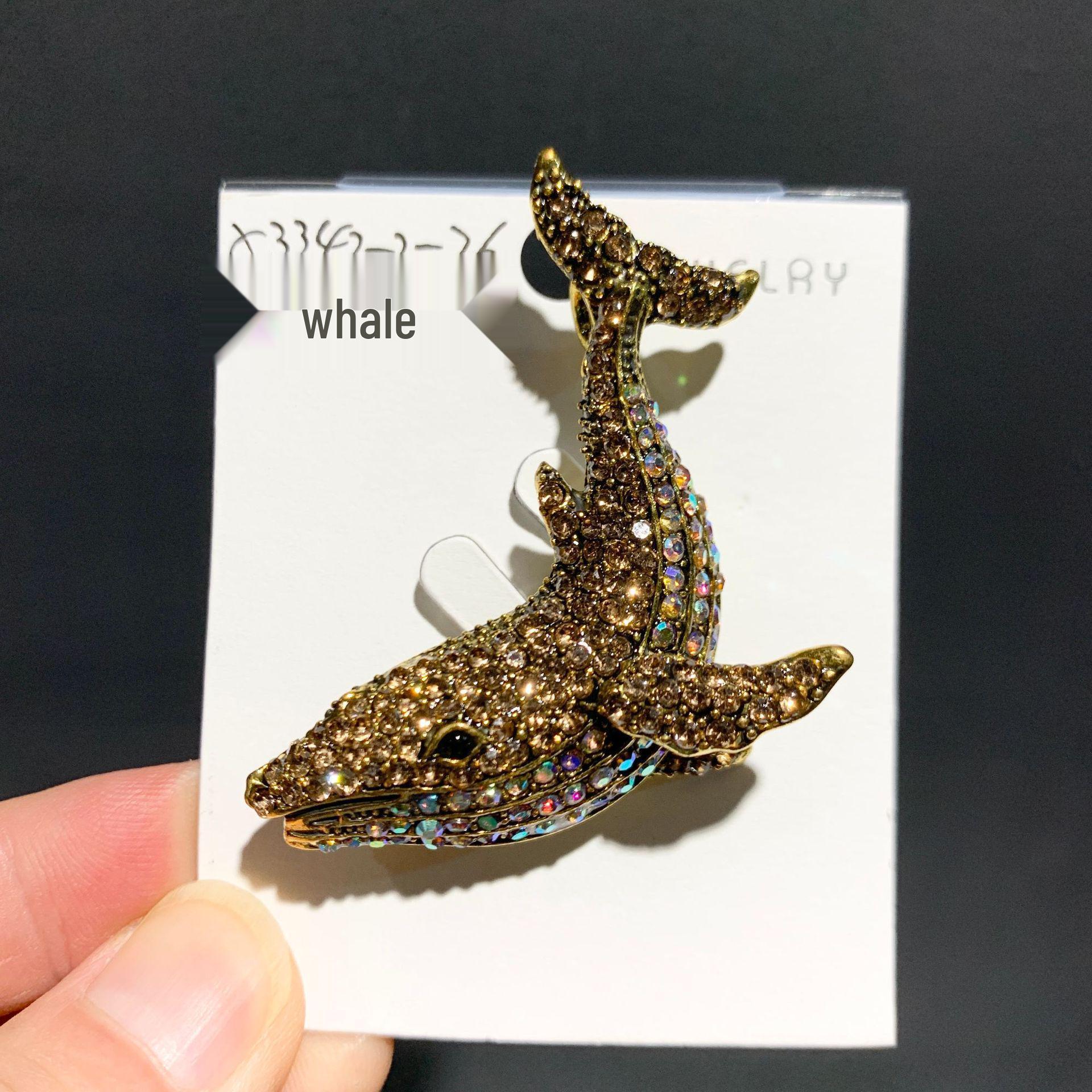 Bo Xin Yun Retro Crystal Whale Brooch - Exquisite Coat Accessory