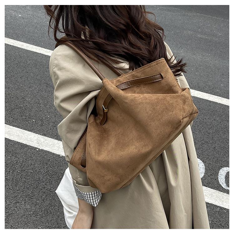 Winter Retro Suede Basket Shoulder Bag: Versatile, Large-Capacity Handbag