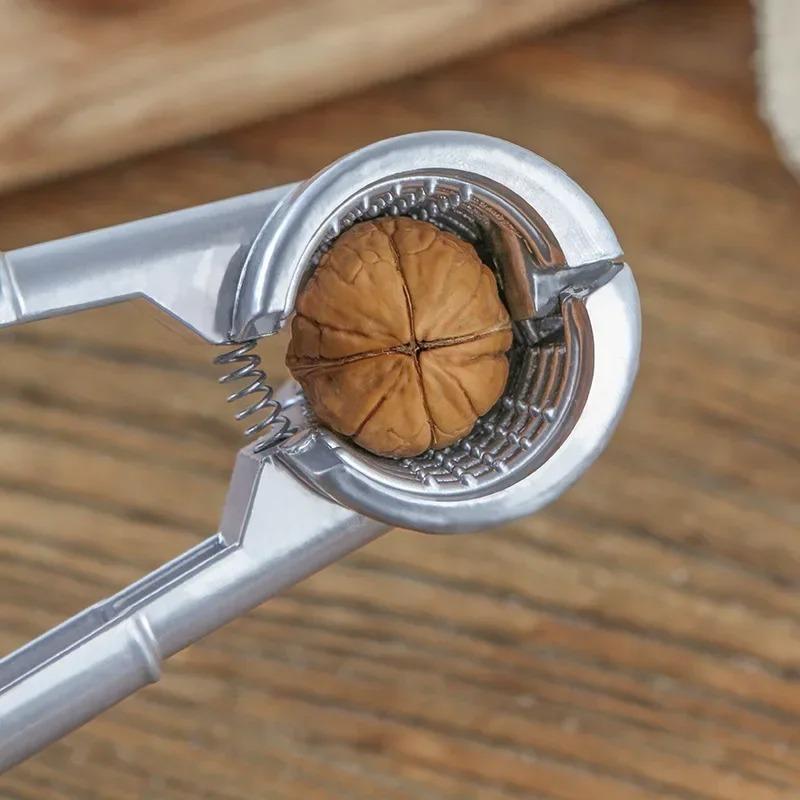 Silver Metal Walnut Clip Multifunctional Household Nutcracker Shelling Tool Non-slip Grip Walnut Chestnut Hazelnut Opener
