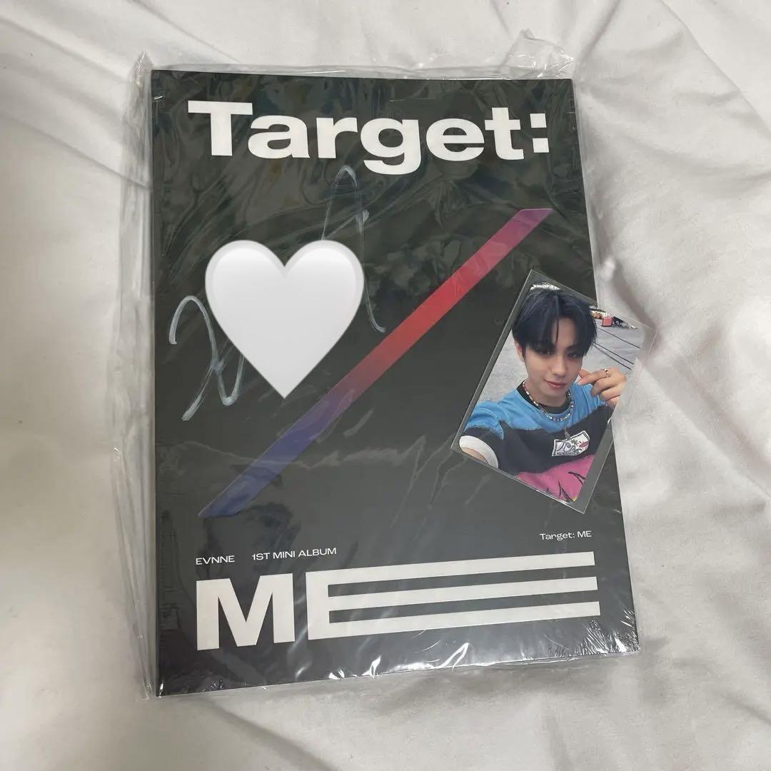 

[USED] EVNNE Keita hello82 autographed album