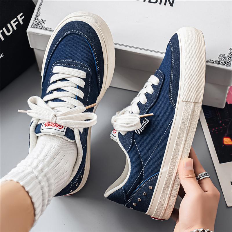 New Men's Classic Four Seasons Fashion Canvas Low Top Skateboarding Shoes Comfortable Soft Sole Sneakers