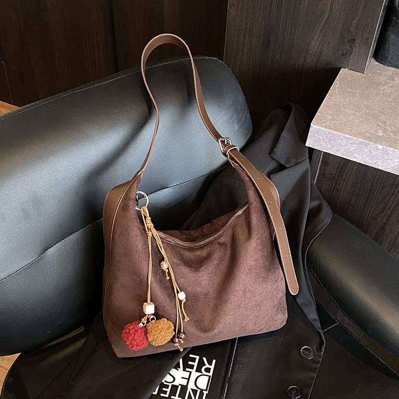 Suede bag large-capacity women's bag 2025 new high-end atmospheric shoulder messenger bag commuter versatile tote bag
