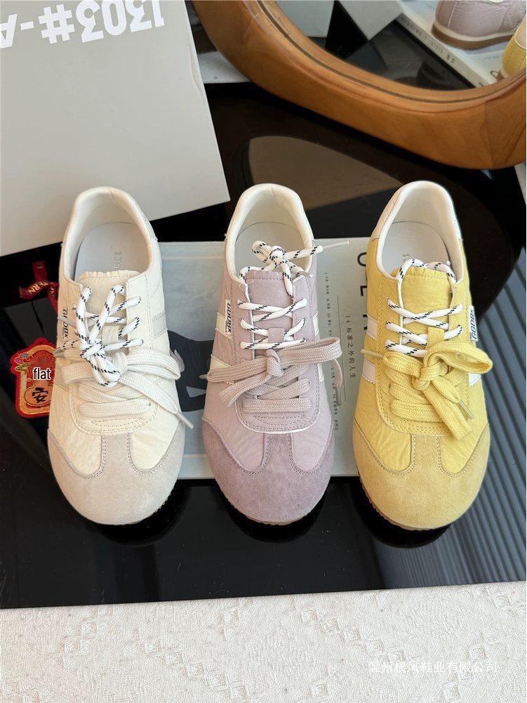 Women's Yellow Leather German Trainer Shoes: New 2025 Spring Style, Lightweight, Versatile, Thin Sole, Casual Sports Skate Shoes.