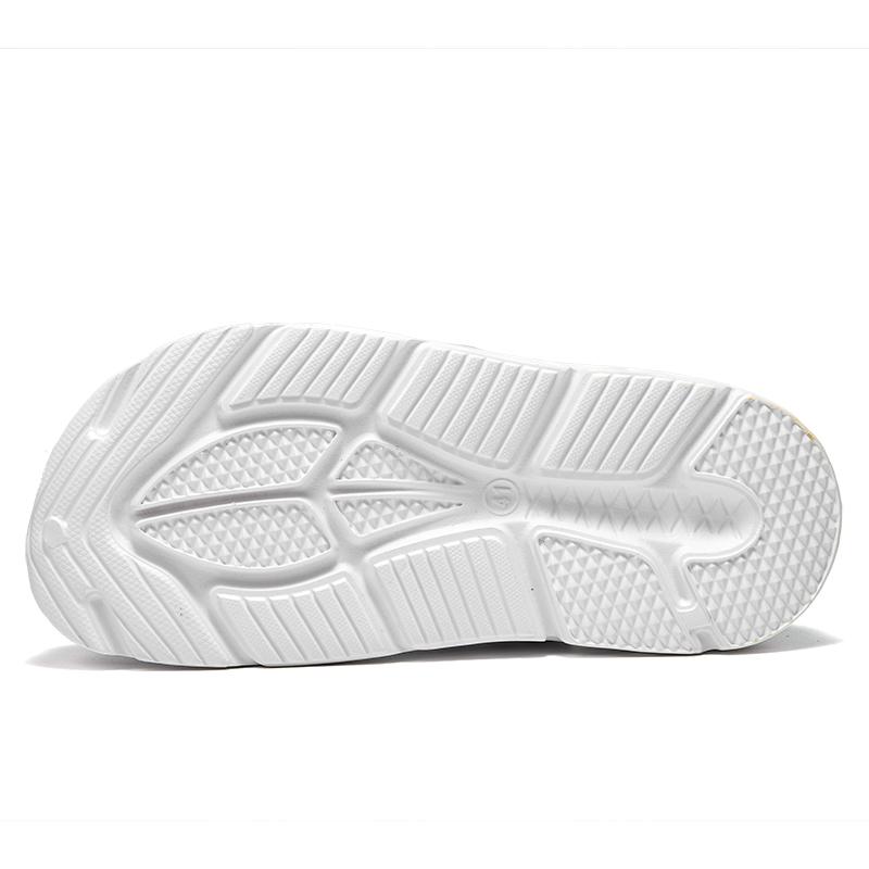 New large size men's sandals fashion light water walking casual sandals men breathable comfortable men's beach shoes