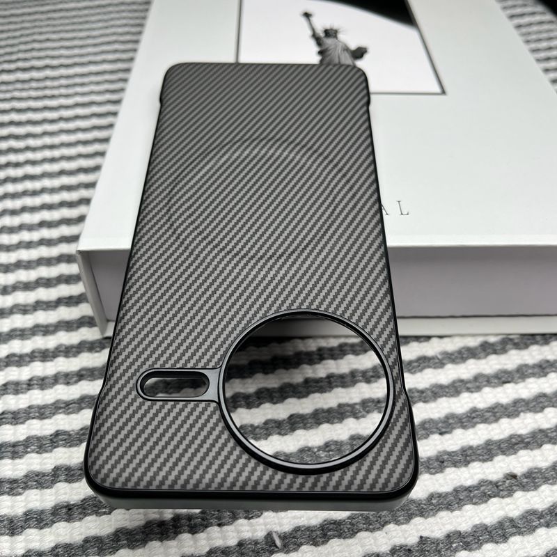 For Xiaomi POCO F7 Pro Case Hard Carbon Fiber Magnetic Wireless Charging Slim Protect Back Cover For Xiaomi POCO F7 Ultra Shell