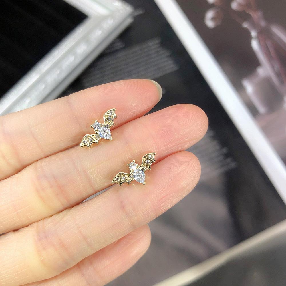 Cute Bat Stud Earrings for Women Trend Gothic Cartilage Ear Accessories Gold Zirconia Gothic Jewelry E489