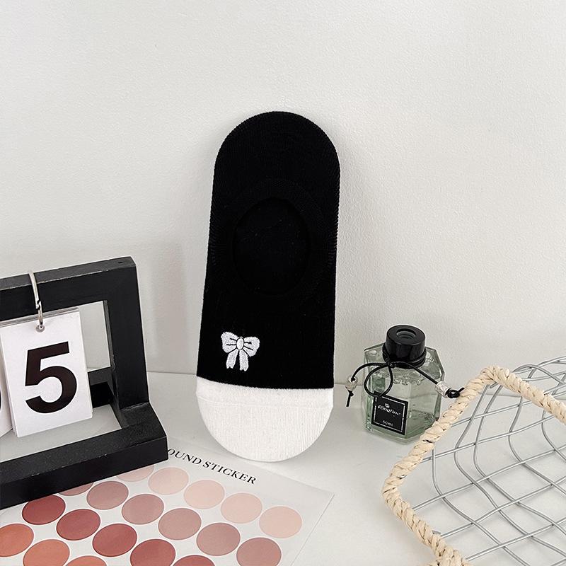 

Летние носки, Милые женские носки-лодочки с вышивкой в виде бантика, в тон, Силиконовые противоскользящие носки из хлопка с низким вырезом, Бесшовные 1 pair чёрный