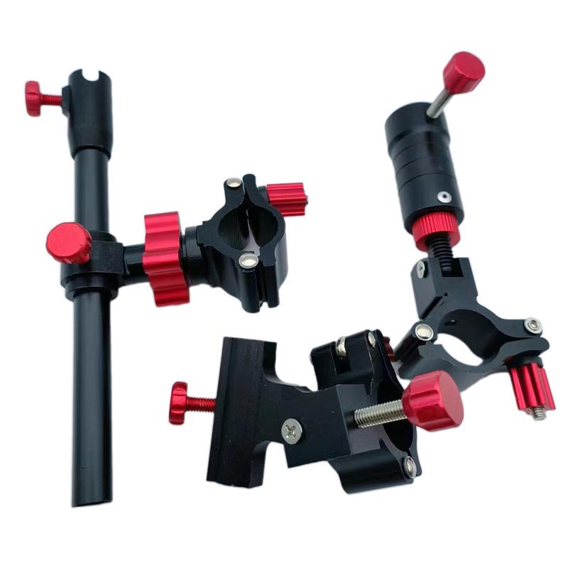 Ensemble Chaise de Pêche Chevalier Européen: Accessoires Universels avec Râtelier de Tourelle, Garde-Poisson et Plateau à Appâts.