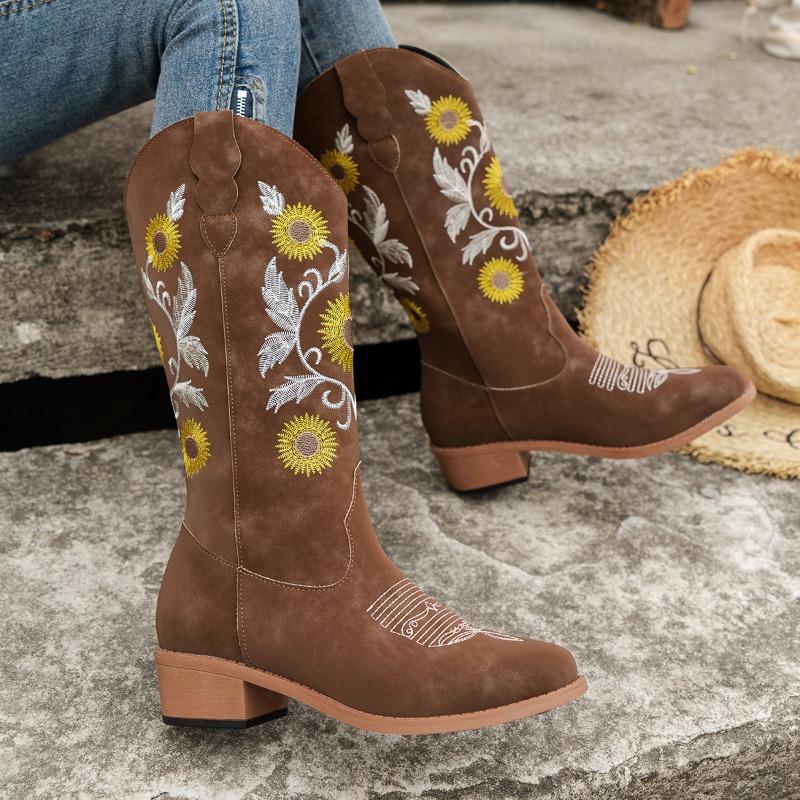 Large Size Low Heel Knight Boots Autumn and Winter New Embroidered Round Head Medium Boots Thick Heel Martin Boots Women