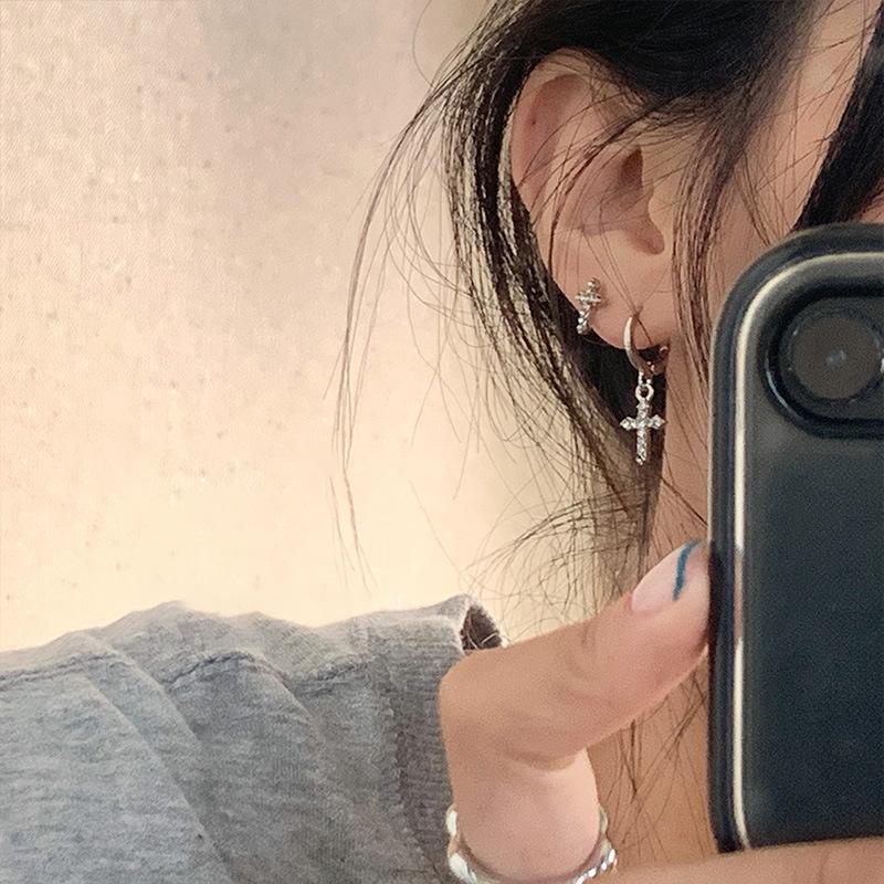 Punk Asymmetric Cross Earrings Single Ear Exaggerated Style Fashion Personality 100% Match Trend Women's Dainty Daily Versatile Earrings