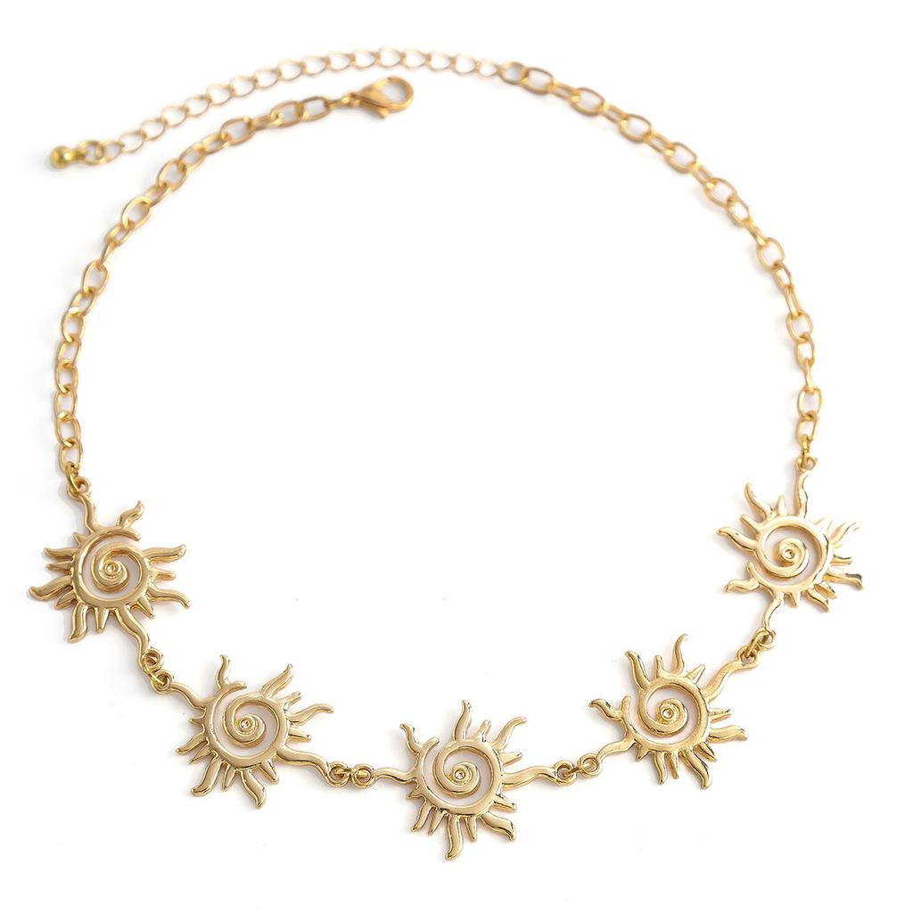 Ethnic Style Threaded Sunflower Necklace Women'S Retro Simple Metal Totem Necklace Jewelry