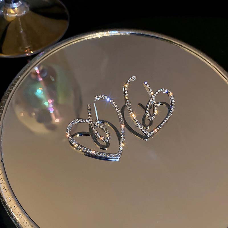 2025 New Shiny Love Heart Full of Rhinestone Crystal Earrings for Women Fashion Simple Metal Heart Shape Earrings Jewelry