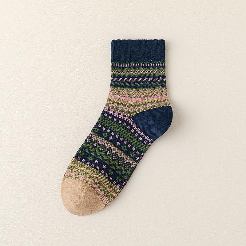 5 Pairs of Girls Autumn and Winter Retro Fashion New Drum Cotton Socks