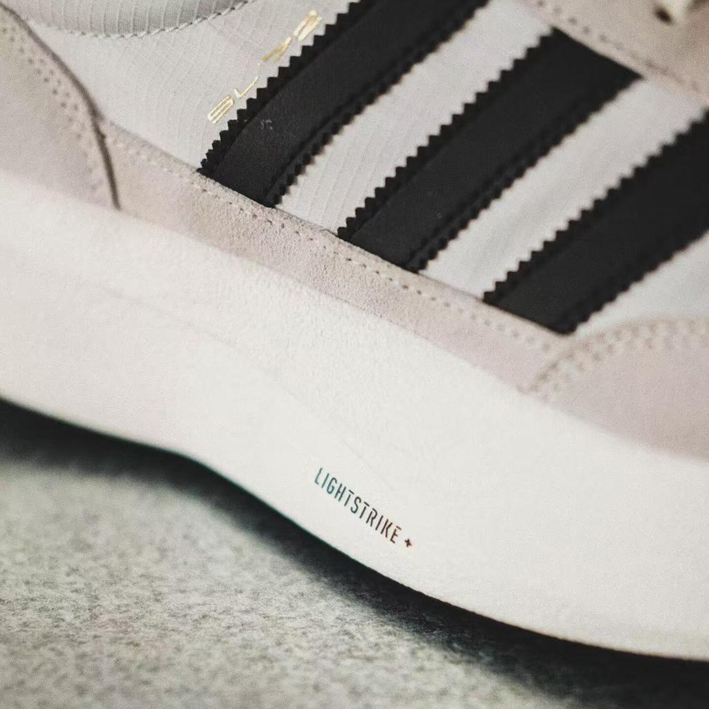 adidas SL 72 Pro Bianco Nero Gesso Perla