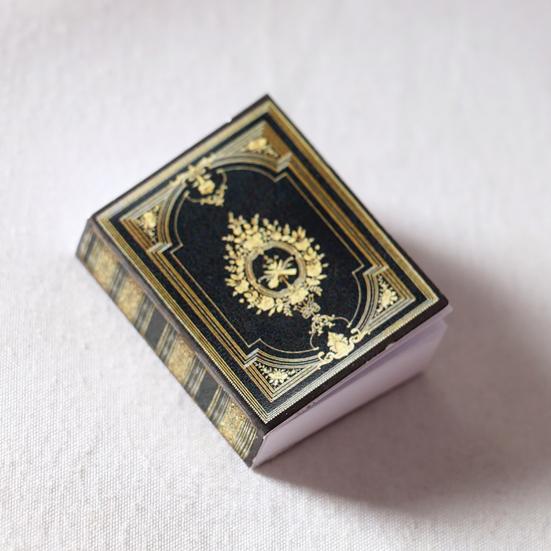 Neškodný model dekorace domečku pro panenky, jemné zpracování, ozdoby, dárek