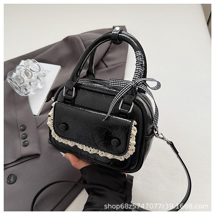 

2025 new niche design handbag bag female senmeng versatile Korean version fashion commuter shoulder bag messenger bag чёрный