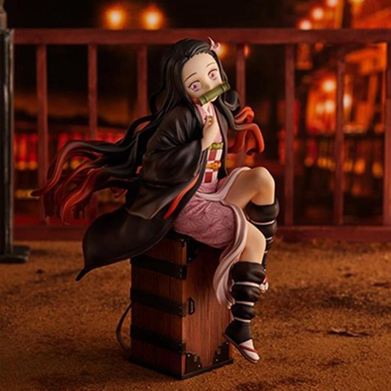 15CM Demon Slayer Kamado Nezuko Sitzendes Modell Spielzeug PVC Figur Spielzeug Geschenk Sammelbox Dekoration Schreibtisch Sammlung Dekoration