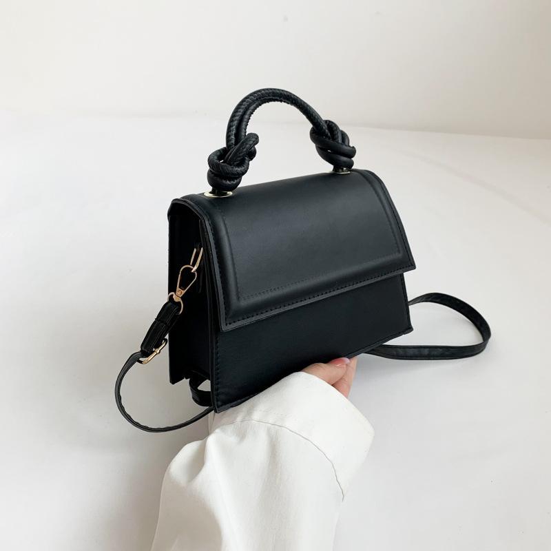 Popular Messenger Bag Summer New Fashion Simple Messenger Bag Casual Niche Shoulder Bag Small Square Bag