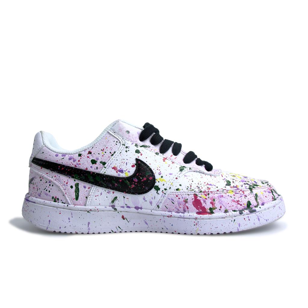 Nike Court Vision 1 Pelle Sintetica Disegnato a Mano Graffiti Leggero E Traspirante Scarpe da Skateboard Basse Unisex DH2987- 101(team1613)