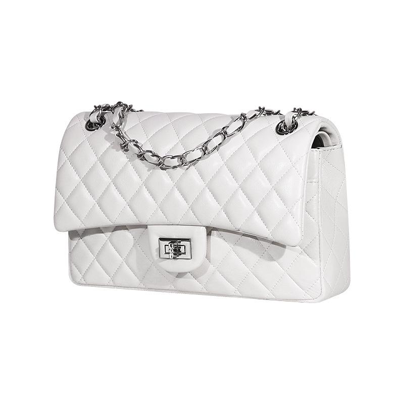 

2024 Женская маленькая модная сумка через плечо из овчины с бриллиантовой цепочкой белый