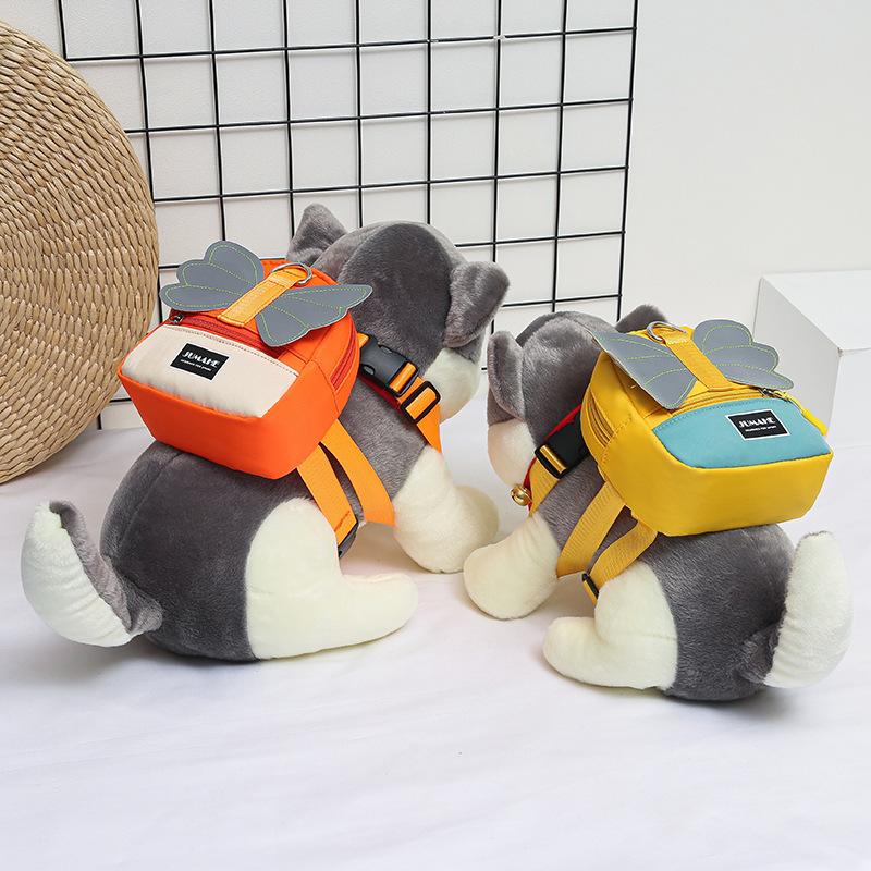

Summer new dog self-backpack, travel portable pet small backpack, can hang a leash зелений