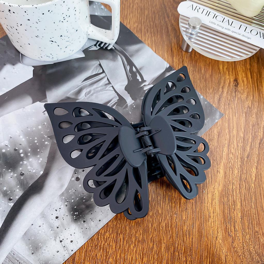 Extra Large Hair Claw for Women Crab Clips Hollow Butterfly Hairpin Hair Clip Acrylic Bath Barrettes for Girls Hair Accessories