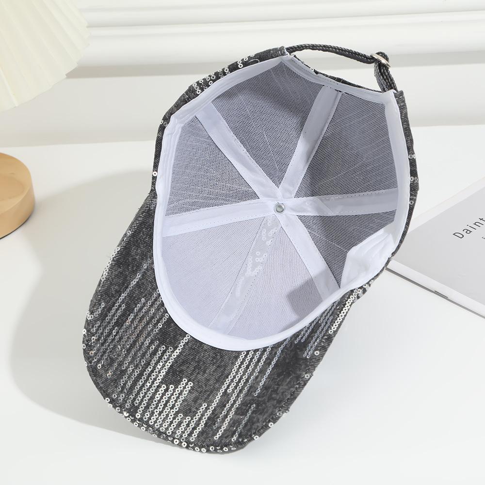 Fashionable Denim Baseball Cap Unisex Autumn Winter Style Breathable Sunshade Windproof Warm Curved Brim Hat for Men And Women