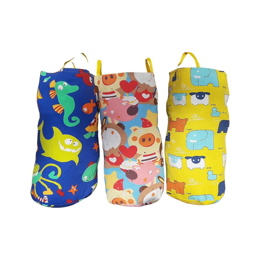 Set Of Three Master Jumping Bags With Colorful Print