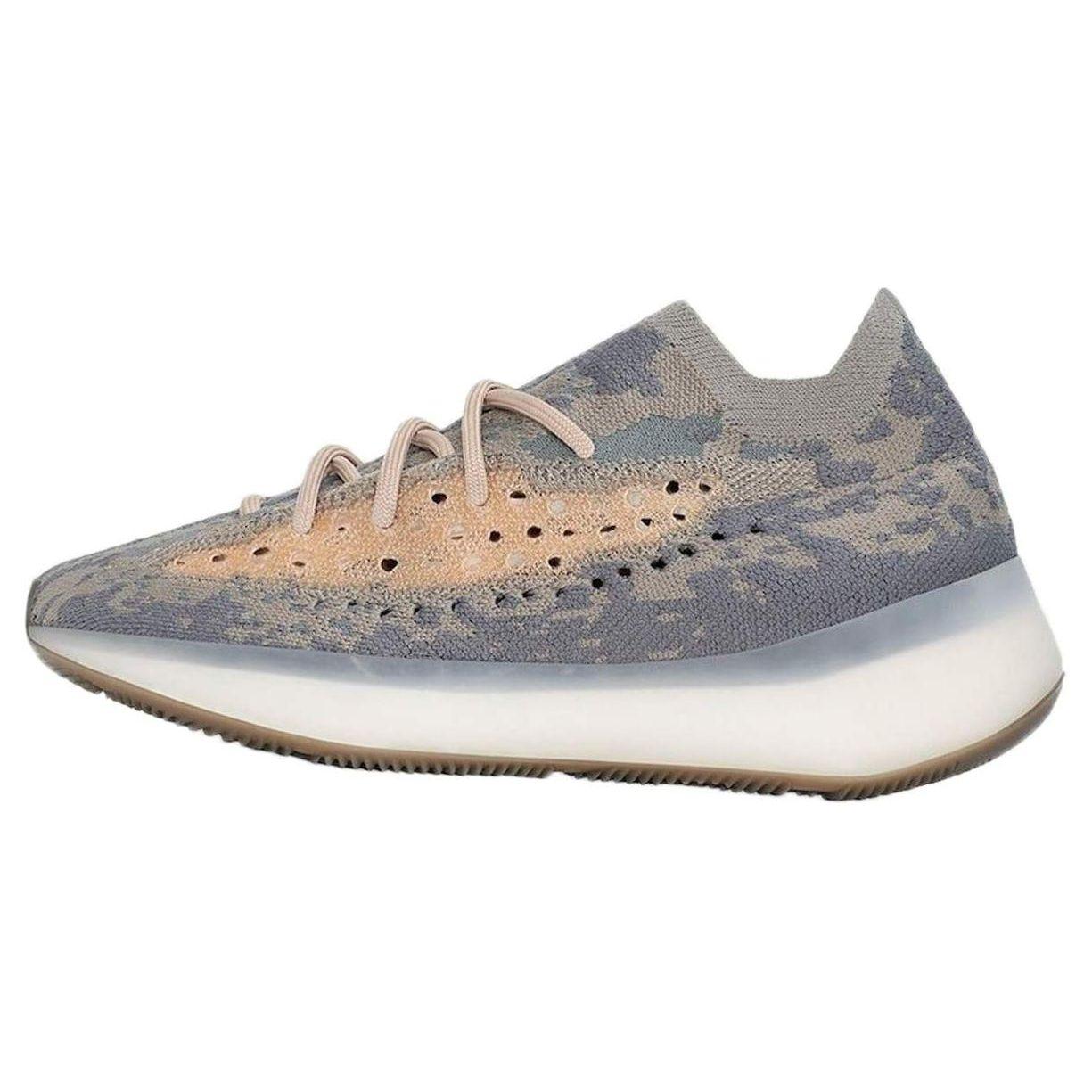 Кроссовки унисекс с антибликовым покрытием adidas Yeezy Boost 380 Mist Светло-коричневые FX9764 36⅔