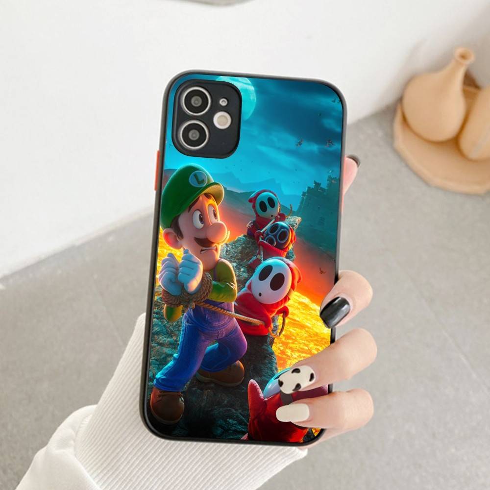 Hot Games Super Marioes Phone Case for iPhone 14 11 12 13 Mini Pro Max 8 7 Plus X XR XS MAX Translucent Matte Cover