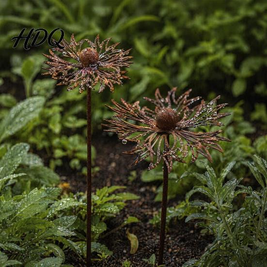 Weather-resistant Garden Stake Vintage Rustic Cornflower Metal Stake Weathered Iron Flower Sculpture with Hollow Nature-inspired Art Carving Outdoor