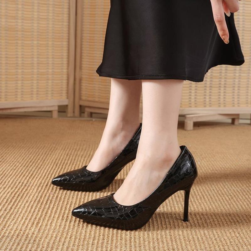 2026 Pointed Toe High Heels for Women, Sexy Slim Heel, Versatile and Elegant Black Work Shoes