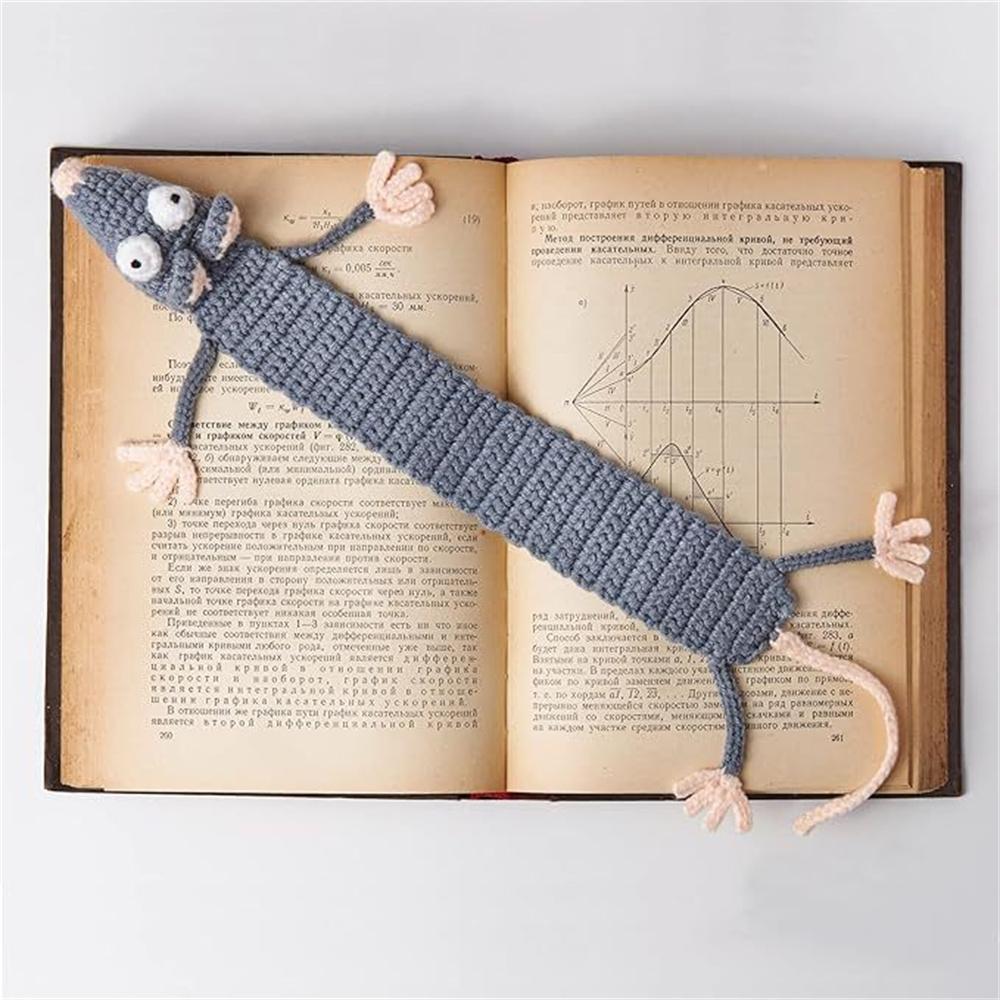 Handmade Knitted Animal Crochet Bookmark Cute Crochet Bookmark Kit for Birthday Christmas Gift Girl Teacher Reader Book Lover