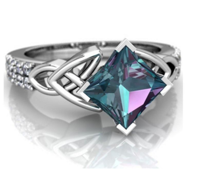 

Европейское и американское ретро-кольцо с цветным цирконием - украшения для вечеринок Size 8