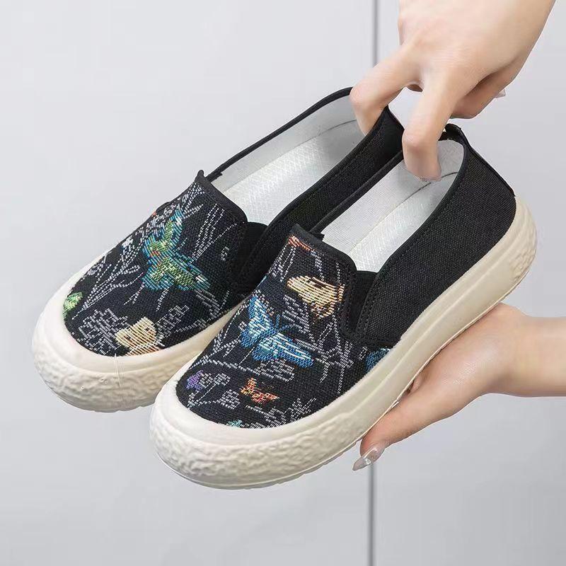 Spring and summer fisherman shoes soft sole non-slip lazy shoes pedal students breathable comfortable casual versatile canvas shoes
