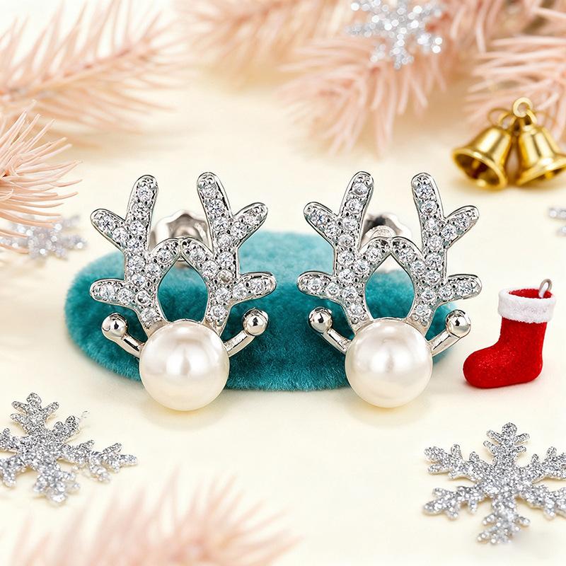 Imitation Pearl Antlers Christmas Stud Earrings Sweet Lady Elk Jewelry Douyin New Christmas Jewelry