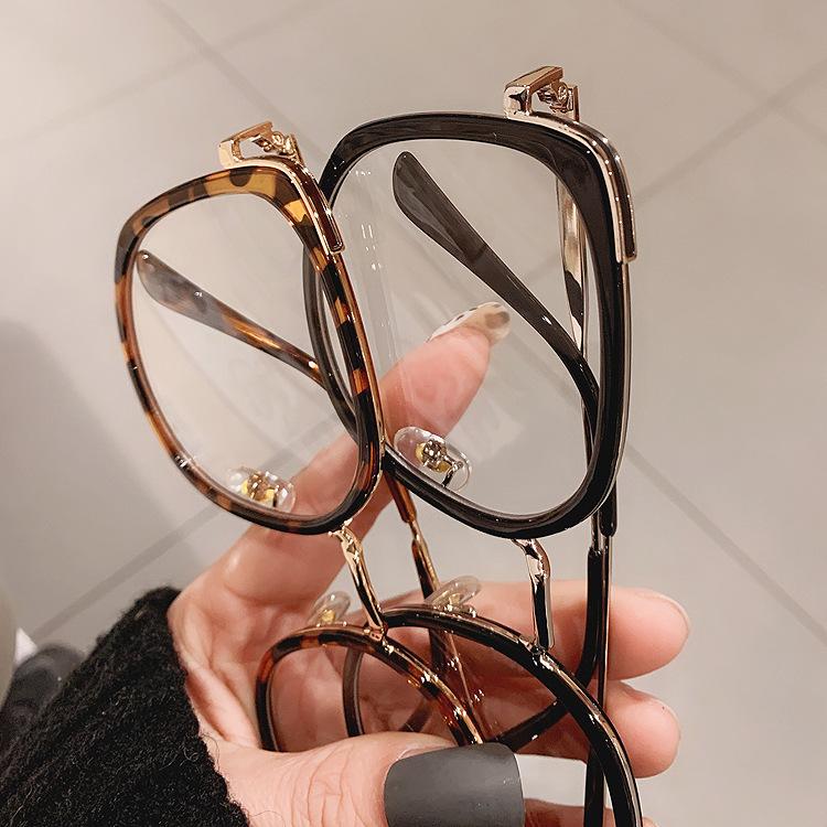 2021 Women Anti Blue Light Glasses Cat Eye Frame Vintage Large Square Eyeglasses Blocking Blue-ray Oversized Spectacles Frames