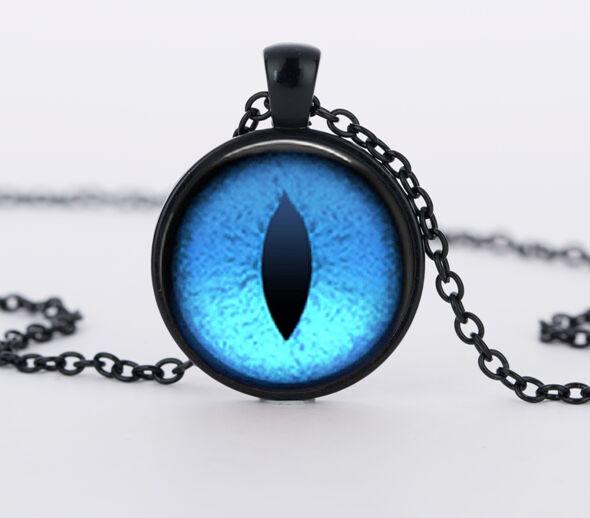 Vintage Red Cat Eye Necklace Dragon Eyes Photo Glass Cabochon Pendant Necklaces Women Men Jewelry