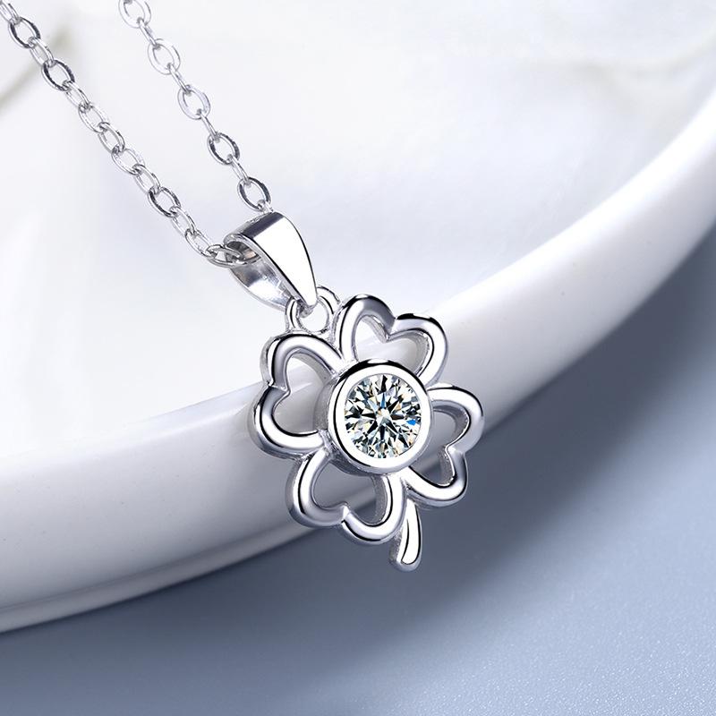 Biżuteria S925 Srebro Sterling Diament Czterolistna Koniczyna Wisiorek Koreański Styl Prosta Uniwersalna Biżuteria Damska