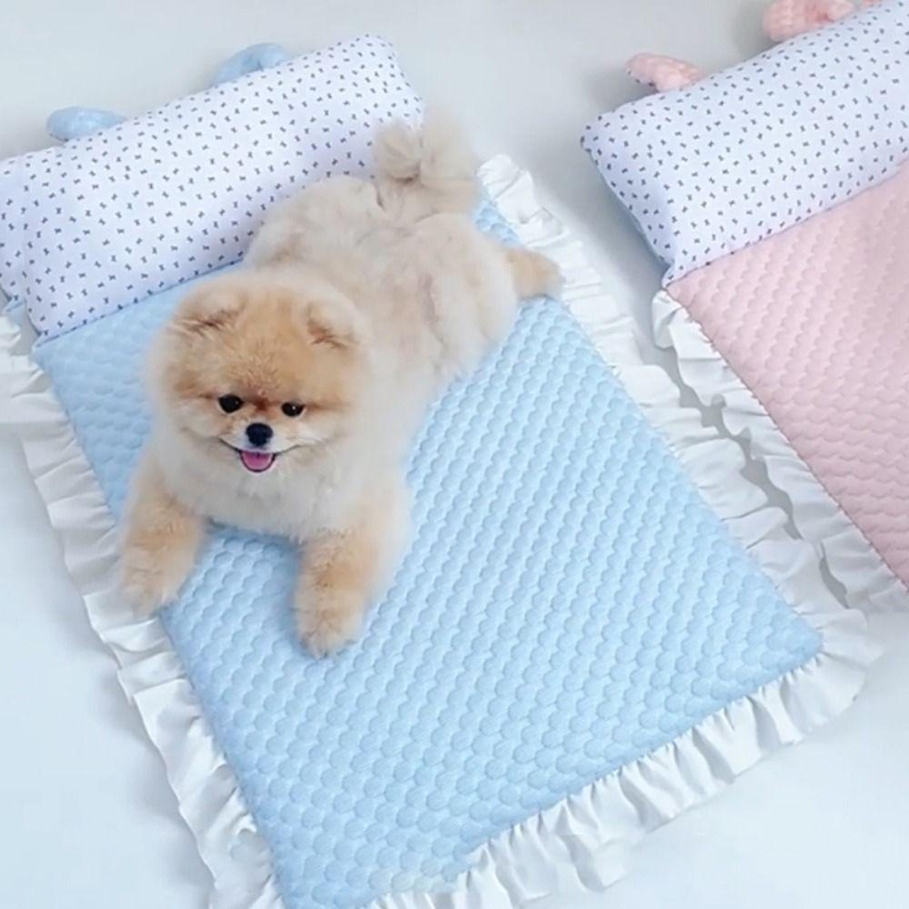 Ice Silk Fabric Breathable Dog Bed Skin Friendly Dog Bed Flounce Cooling Pet Bed  Indoor Use