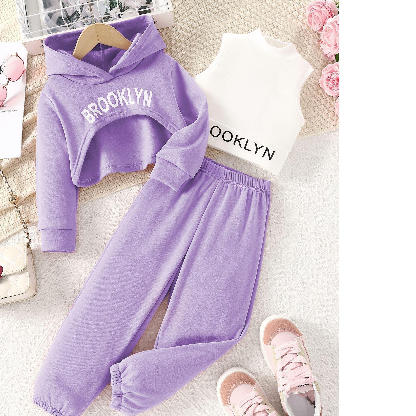 

Весенне-осенний повседневный девчачий костюм-тройка: розовый худи, водолазка-жилет, футболка для ношения под низ, свитер с надписью, брюки 3-4Y