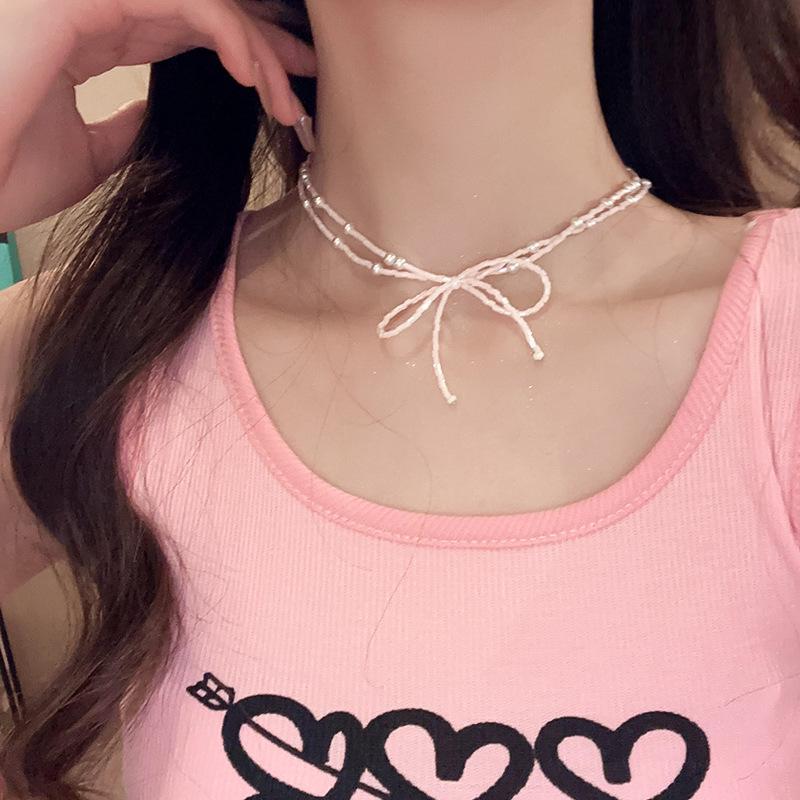 Elegante französische Light Luxury Perlen-Schicht-Schlüsselbeinkette - Vielseitiger Nischendesign-Schmuck für Frauen