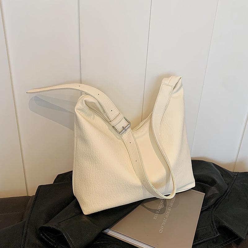 Commuter Large Capacity Underarm Tote Bag Retro Shoulder Bag Temperament Shoulder Bag Foreign Tote Bag