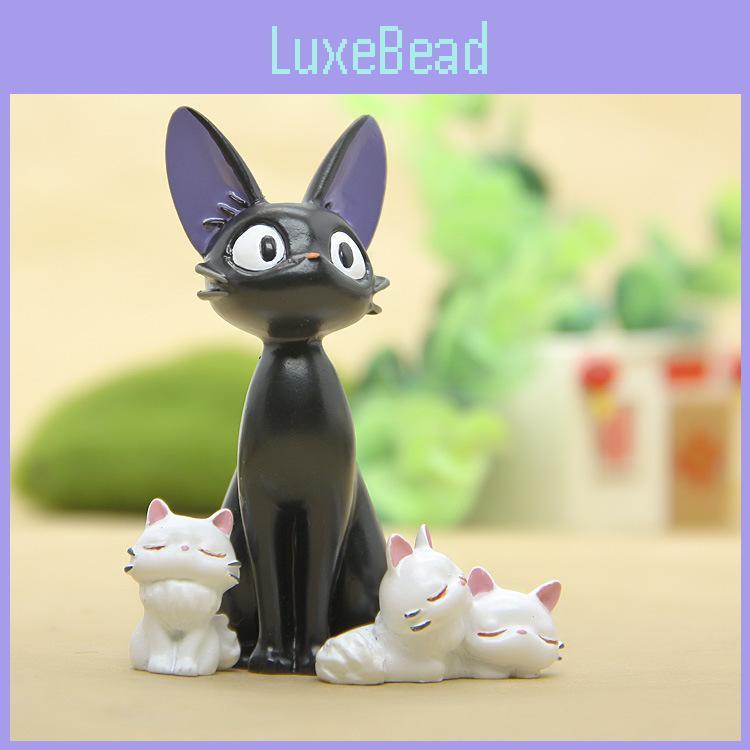 Japanese Style Black Cat Resin Scene With Unique Design For Wedding And Birthday Gifts