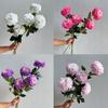 Decoração de casa – Flores e coroas artificiais